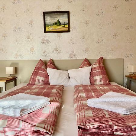 Hotel Borbaratok Vendeghaz Villány Exteriér fotografie