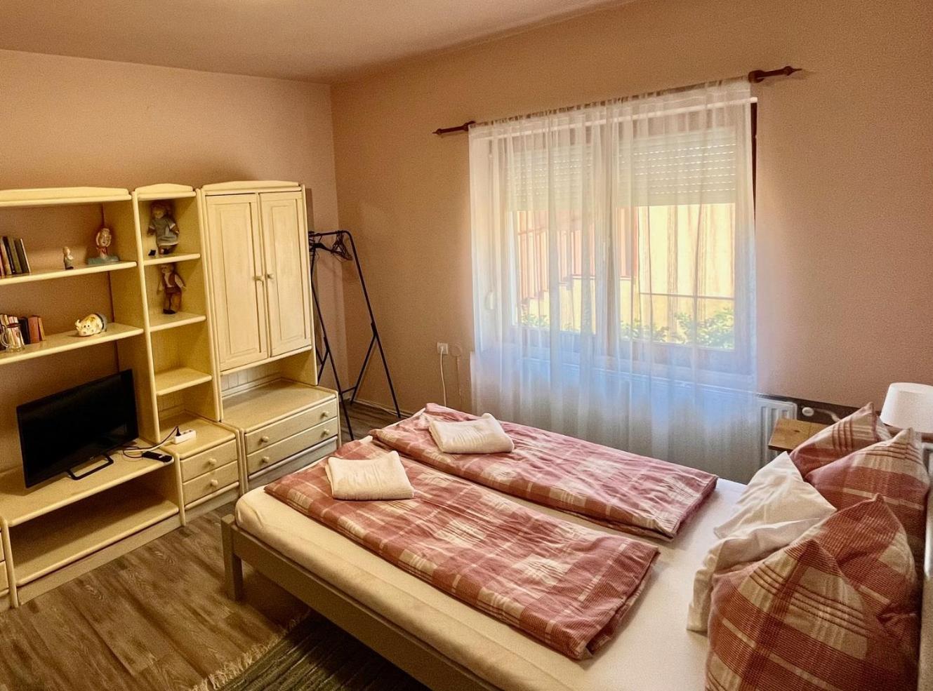 Hotel Borbaratok Vendeghaz Villány Exteriér fotografie