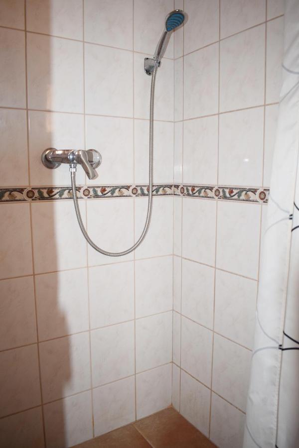 Hotel Borbaratok Vendeghaz Villány Exteriér fotografie